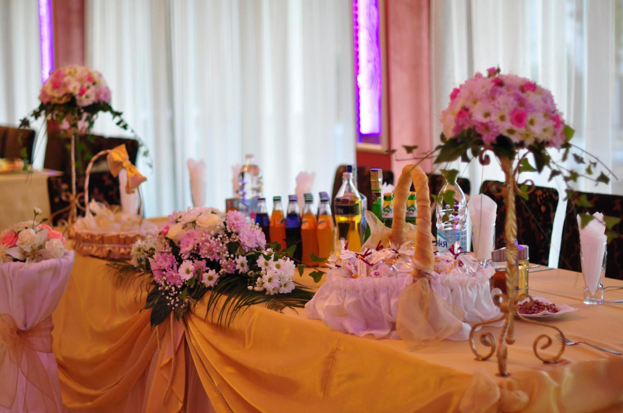 אוגניאנובו Hotel Paradise מראה חיצוני תמונה