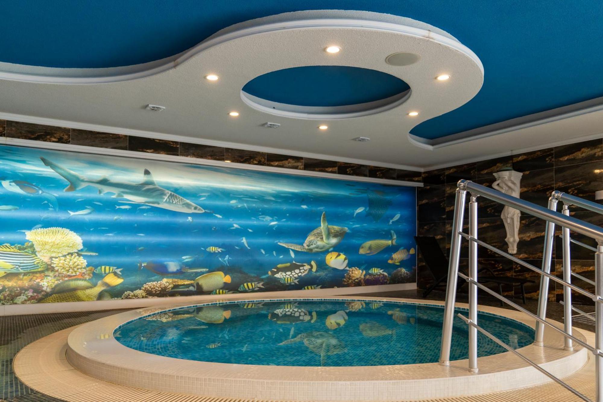 אוגניאנובו Hotel Paradise מראה חיצוני תמונה