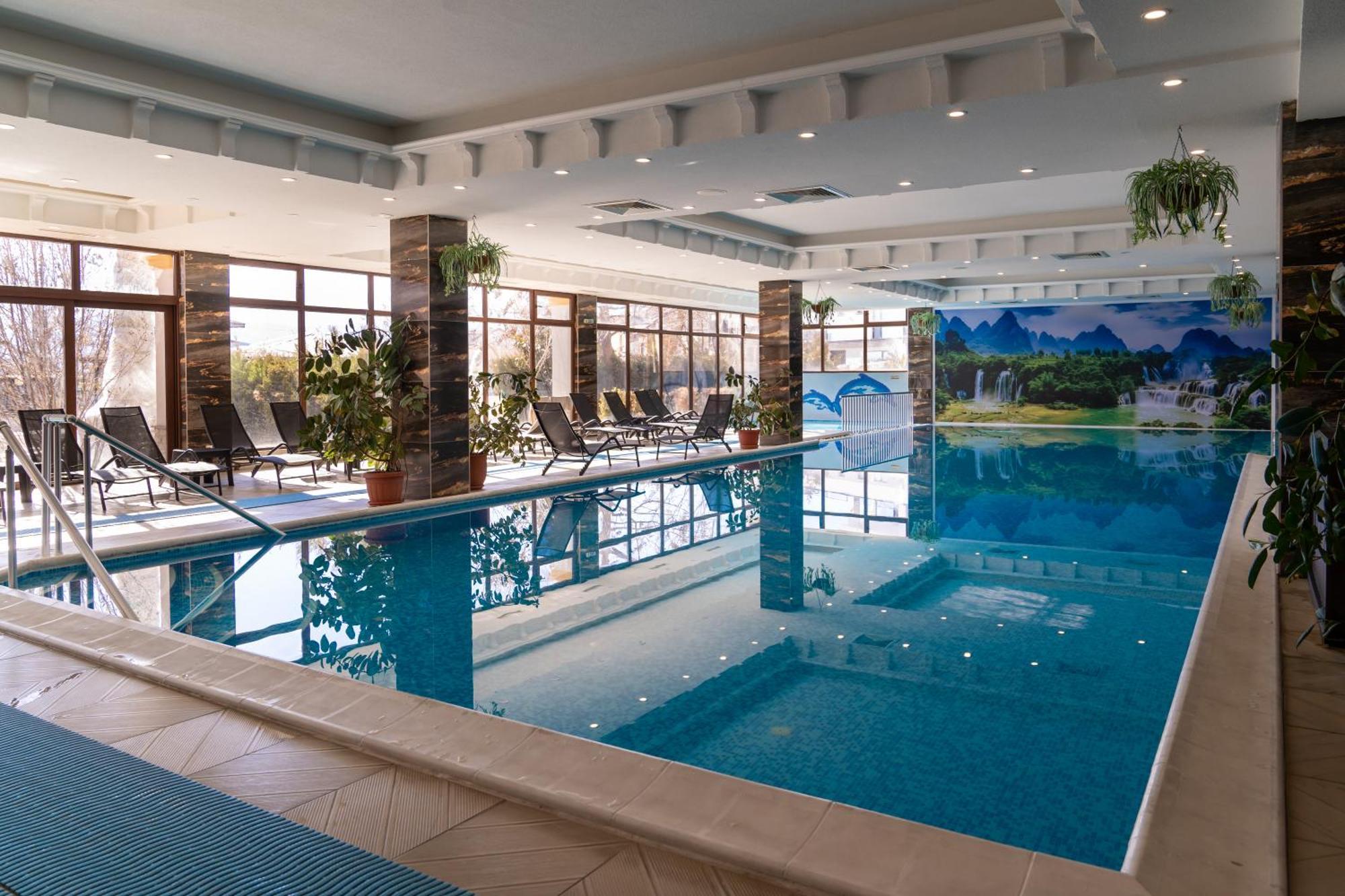 אוגניאנובו Hotel Paradise מראה חיצוני תמונה
