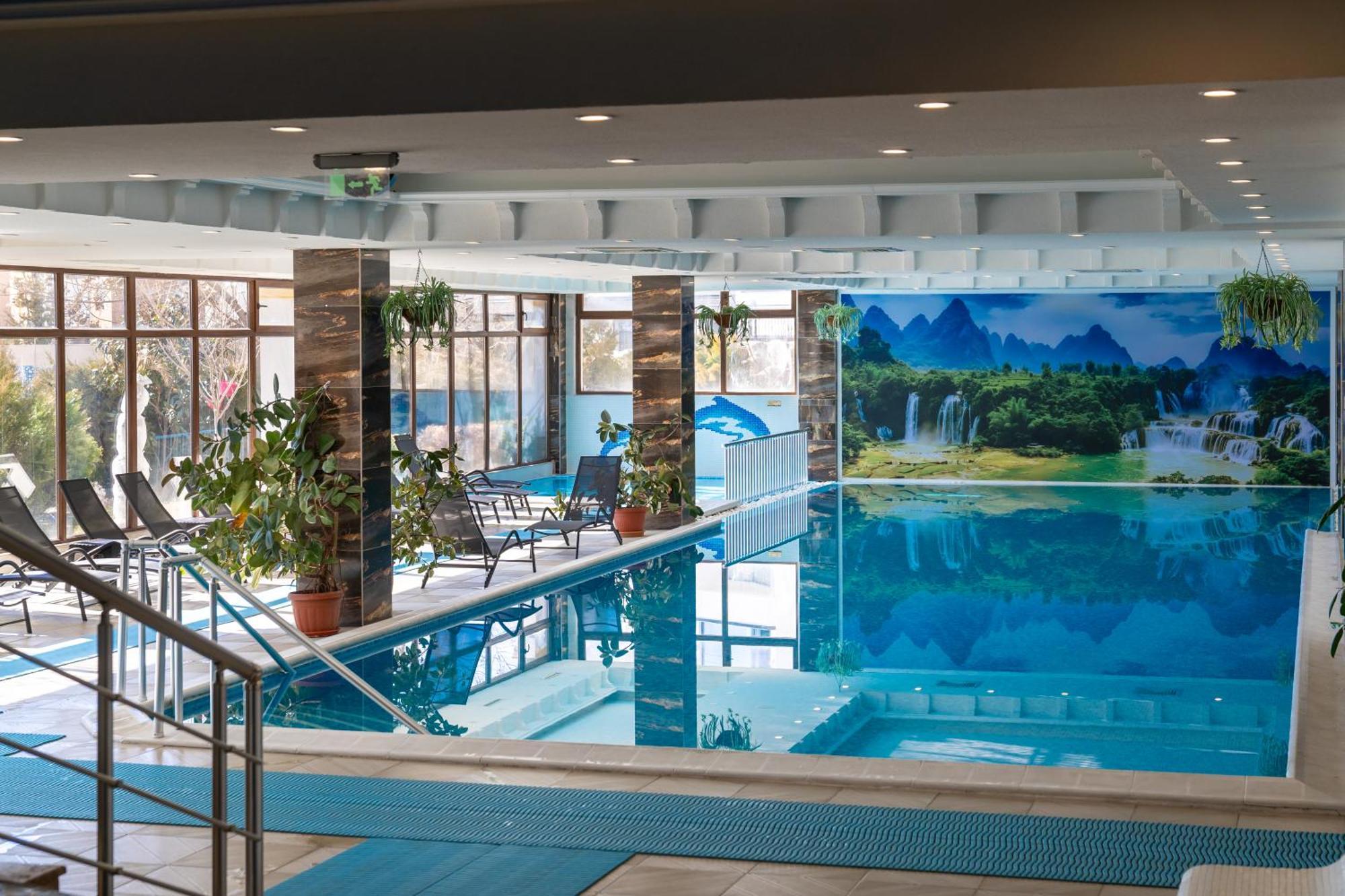 אוגניאנובו Hotel Paradise מראה חיצוני תמונה
