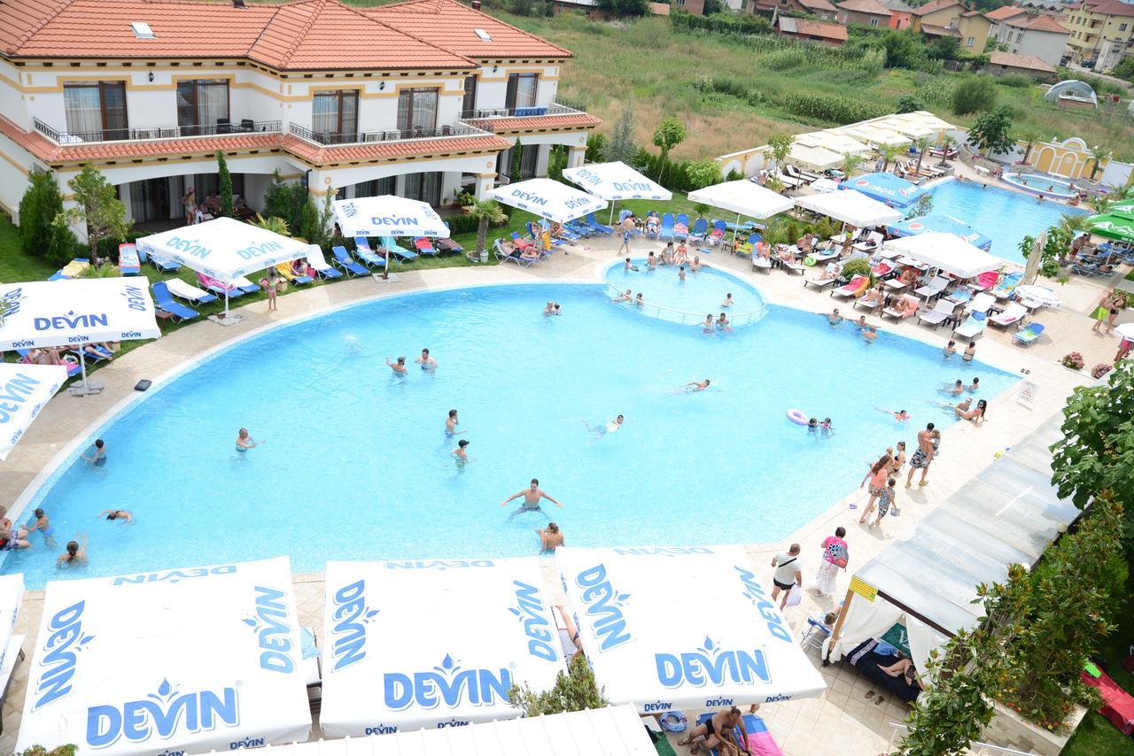 אוגניאנובו Hotel Paradise מראה חיצוני תמונה